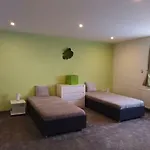 Apartment Bubble House - *