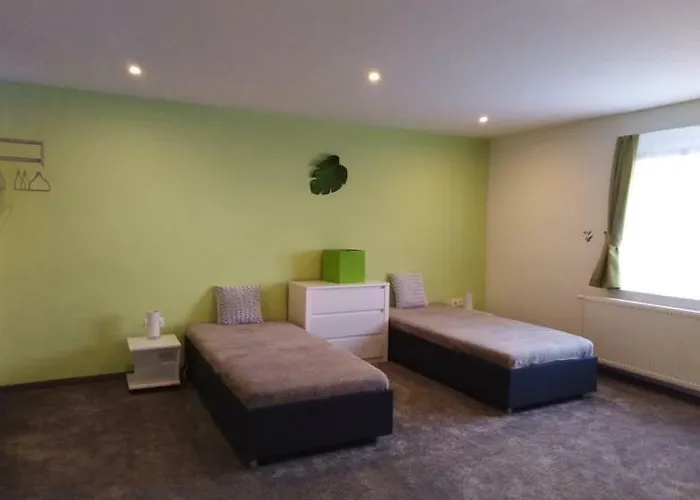 Apartment Bubble House - *